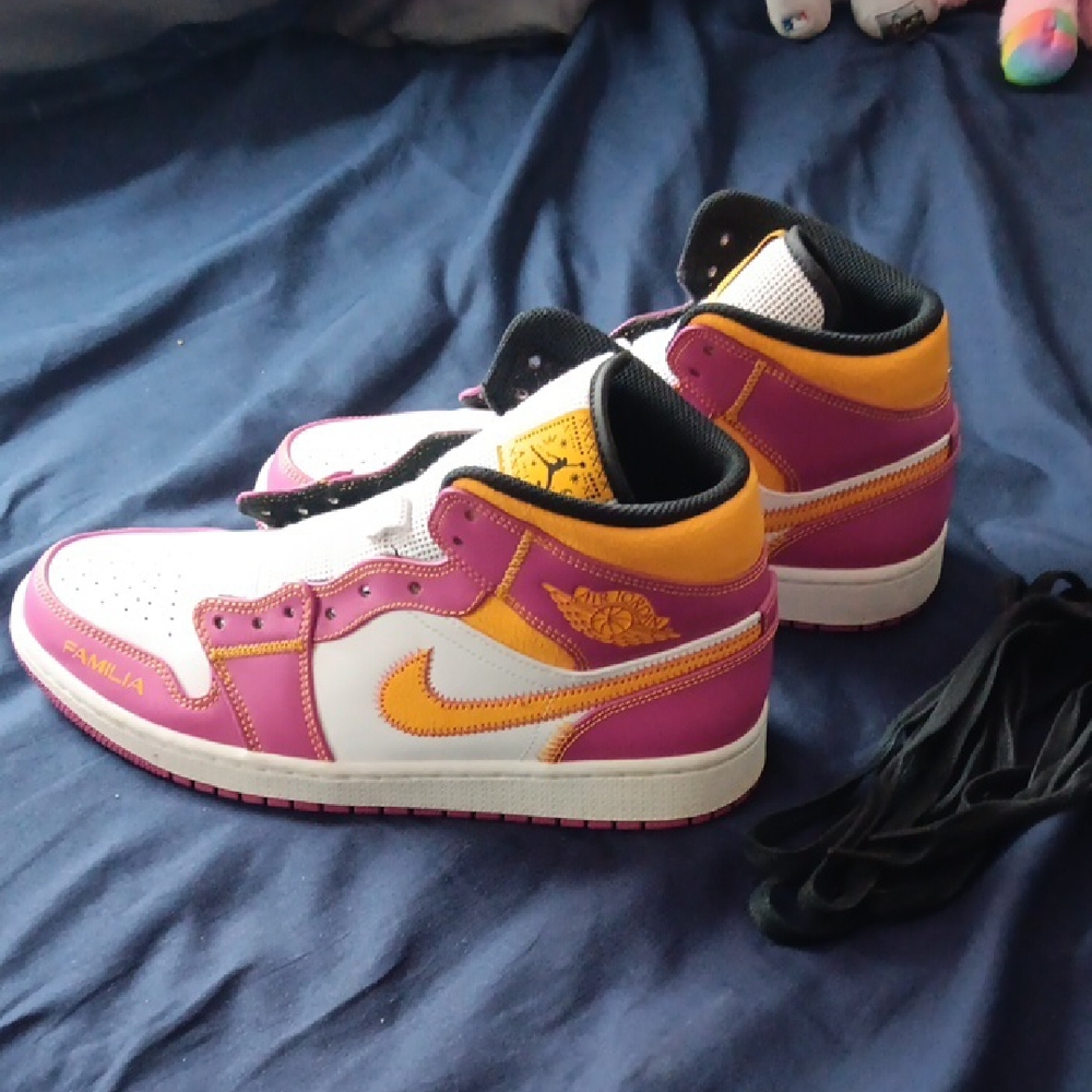 Jordan 1 Dia De Muerto " Para Mi Familia"